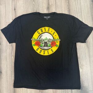 Guns N Roses Black Graphic Tshirt